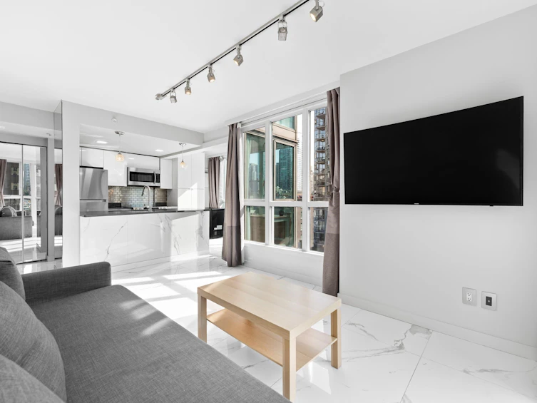 702-1188 Howe Street, Vancouver, BC, V6Z 2S8 - 3