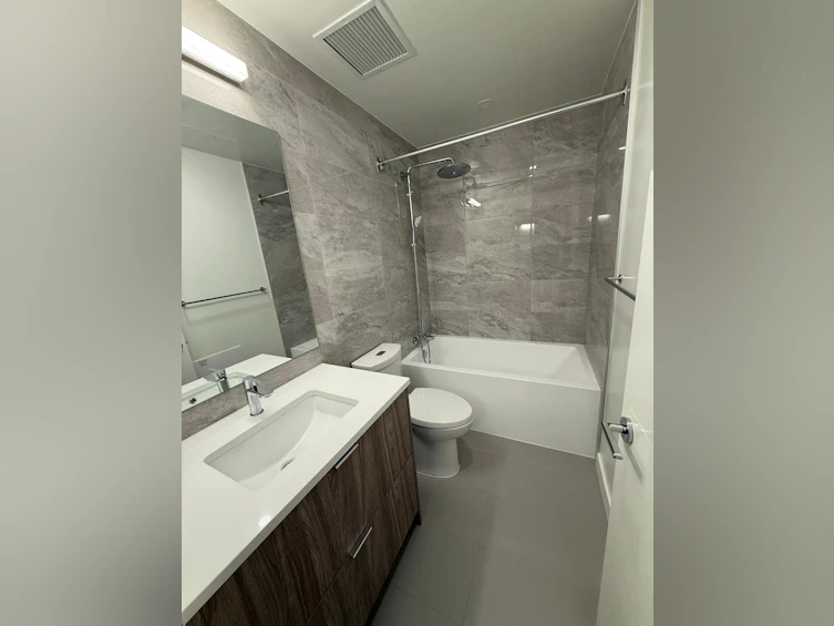 3403-13675 107a Avenue, Surrey, BC, V3X 0T2 - 2