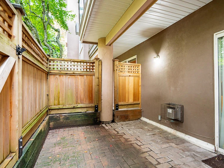 111-14981 101a Avenue, Surrey, BC, V3R 0T1 - 23