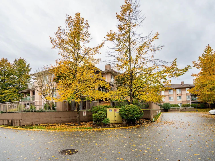 111-14981 101a Avenue, Surrey, BC, V3R 0T1 - 3