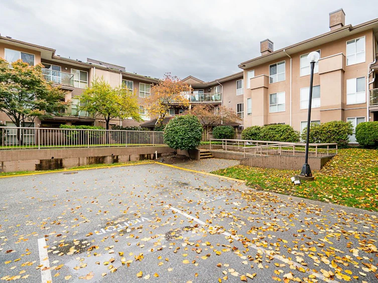 111-14981 101a Avenue, Surrey, BC, V3R 0T1 - 2
