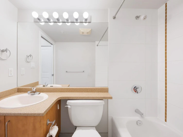 2410-5380 Oben Street, Vancouver, BC, V5R 6H7 - 20