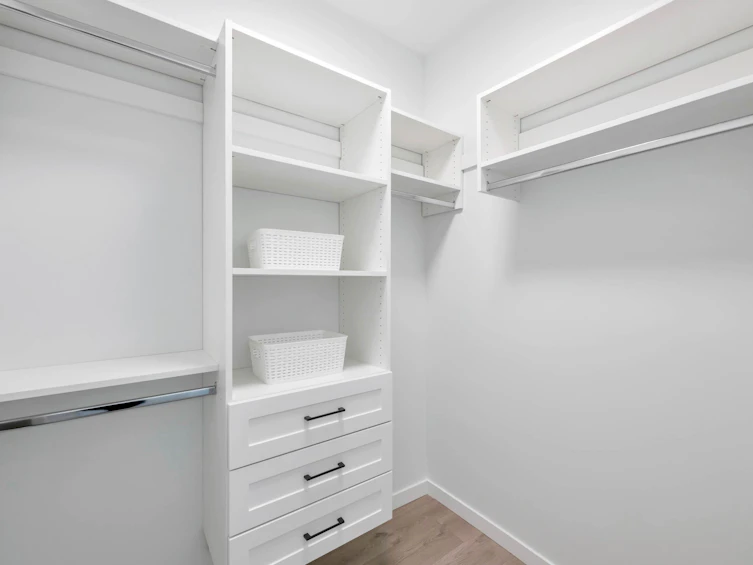 208-19577 65b Avenue, Surrey, BC, V4N 6Y3 - 18