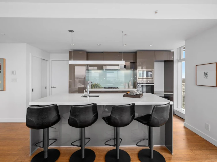 4202-777 Richards Street, Vancouver, BC, V6B 0M6 - 10
