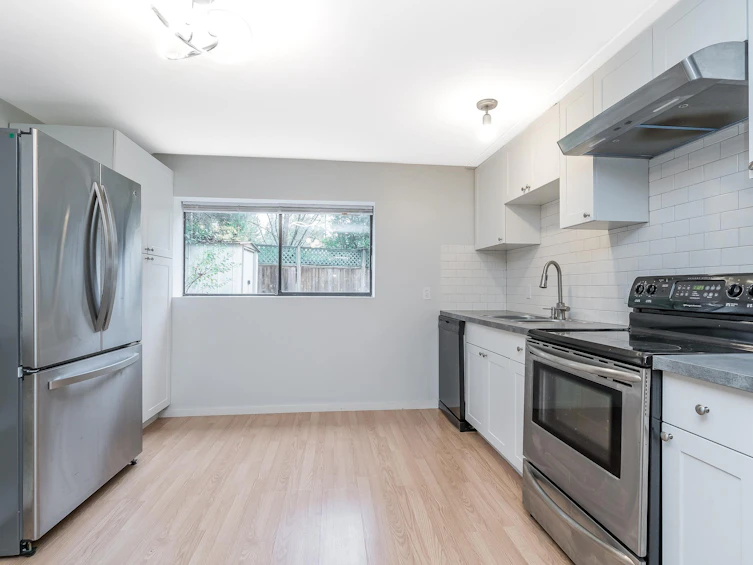 3924 Victoria Place, Port Coquitlam, BC, V3B 5M1 - 28
