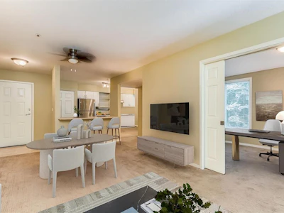 314-2700 Mccallum Road - 4