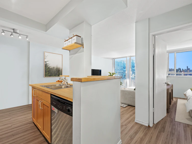 2301-1850 Comox Street, Vancouver, BC, V6G 1R3 - 17