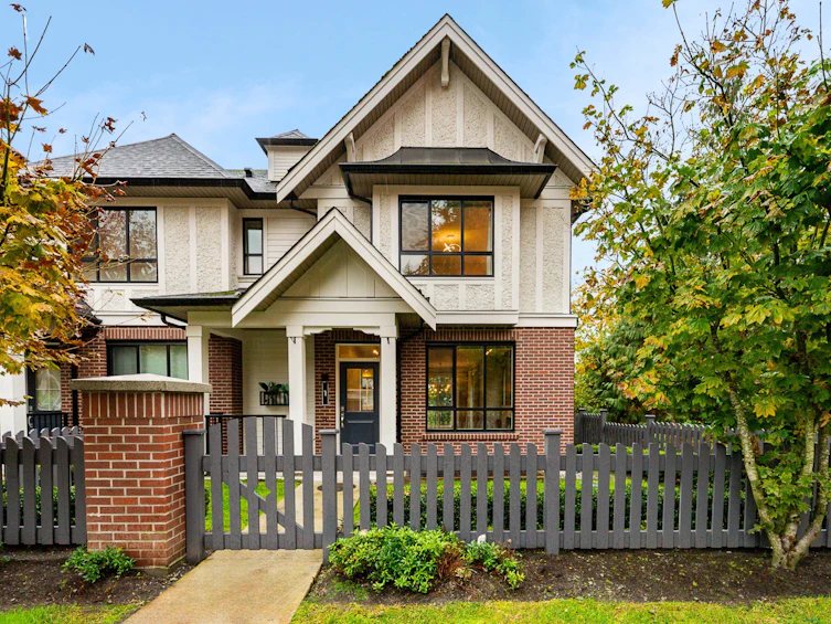 1-3500 Burke Village Promenade, Coquitlam, BC, V3E 0N2