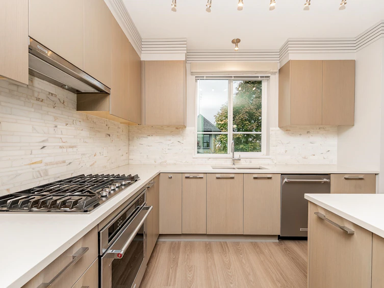 1-3500 Burke Village Promenade, Coquitlam, BC, V3E 0N2 - 10