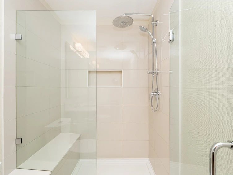 1-3500 Burke Village Promenade, Coquitlam, BC, V3E 0N2 - 18