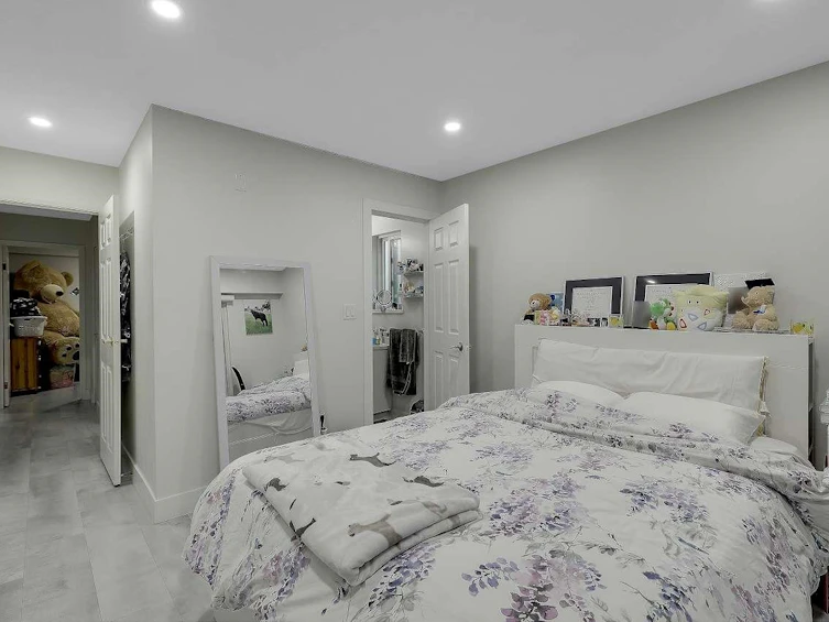 7985 Modesto Drive, Delta, BC, V4C 4A9 - 14