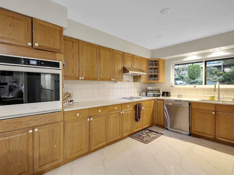 7985 Modesto Drive, Delta, BC, V4C 4A9 - 6