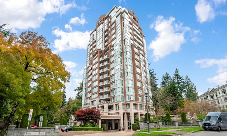 1204-5775 Hampton Place