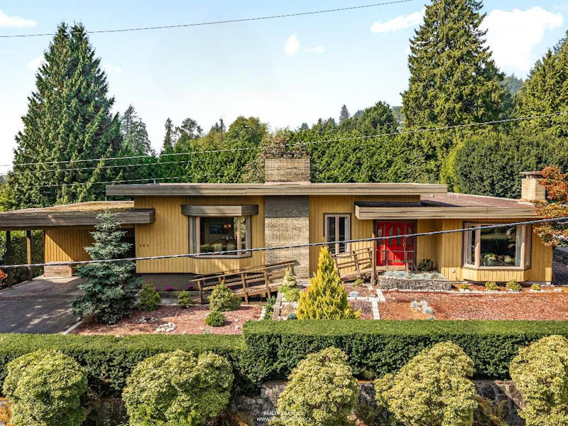 865 Margaree Place, West Vancouver BC V7T 2J5