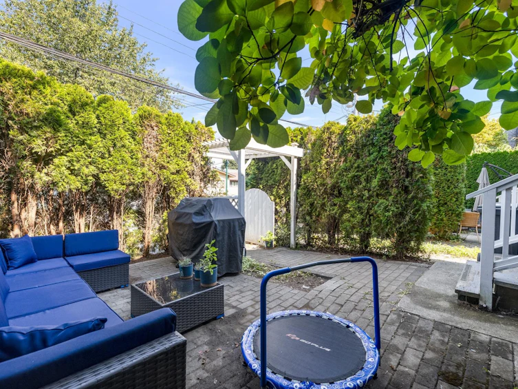 1930 Turner Street, Vancouver, BC, V5L 2A1 - 18