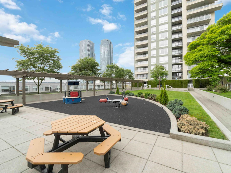 1904-39 Sixth Street, New Westminster, BC, V3L 0B3 - 25