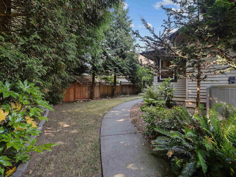 19695 71 Avenue, Langley, BC, V2Y 2Z7 - 38