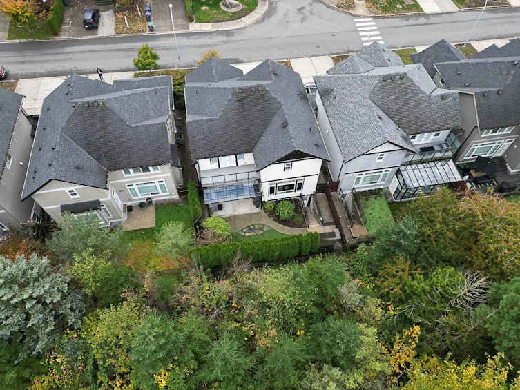 18105 67 Avenue, Surrey, BC, V3S 7H7 - 39