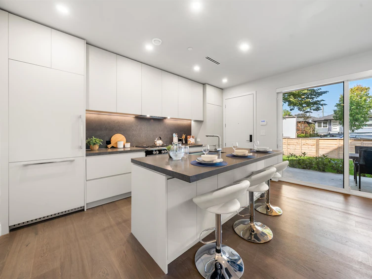 1-620 E 46th Avenue, Vancouver, BC, V5W 2A3 - 10