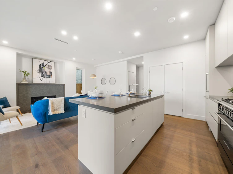 1-620 E 46th Avenue, Vancouver, BC, V5W 2A3 - 14