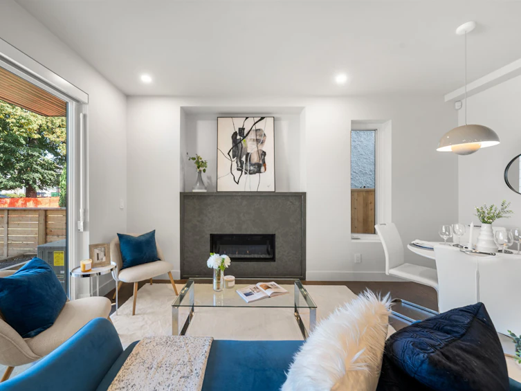 1-620 E 46th Avenue, Vancouver, BC, V5W 2A3