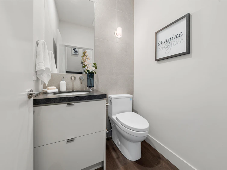 1-620 E 46th Avenue, Vancouver, BC, V5W 2A3 - 18