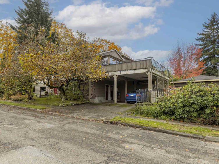 3555 Quadra Street, Vancouver, BC, V6S 2K9 - 4