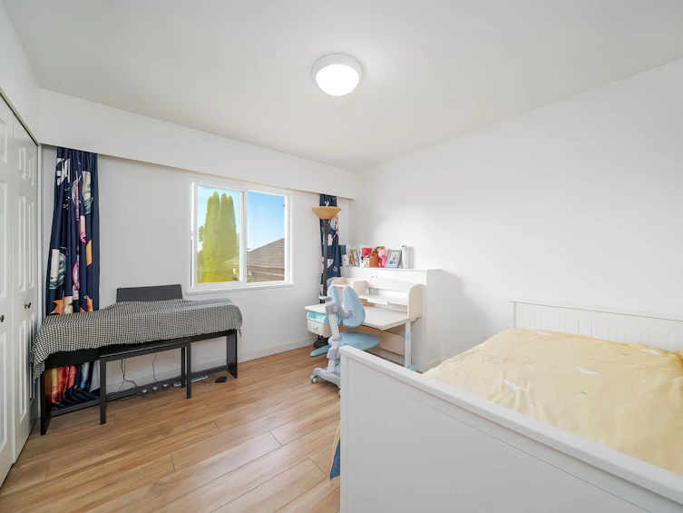 2011 Paulus Crescent, Burnaby, BC, V5A 2M2 - 16