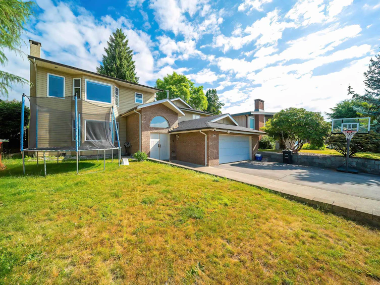 2011 Paulus Crescent, Burnaby, BC, V5A 2M2 - 2