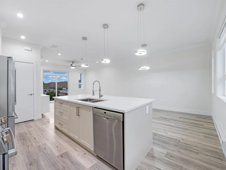 11-8181 135a Street, Surrey, BC, V3W 3N8 - 9