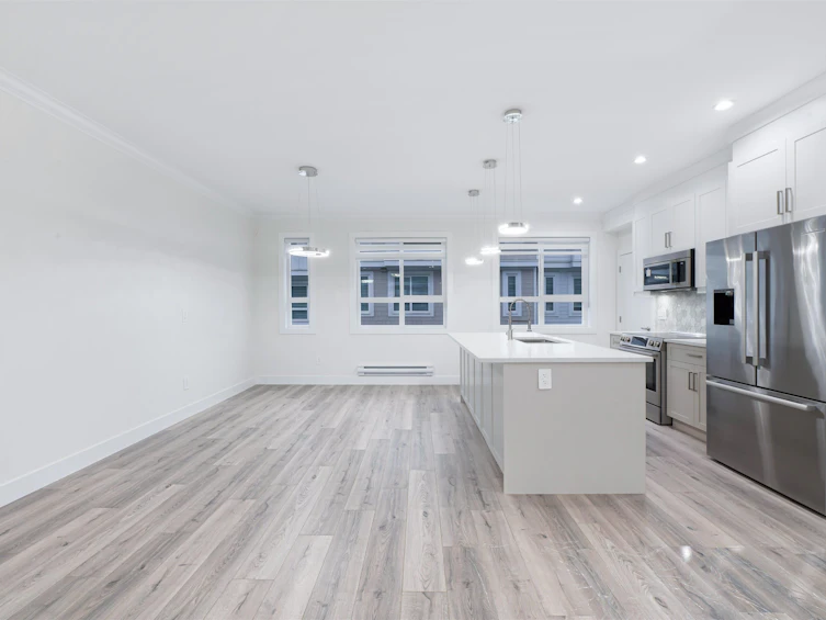 11-8181 135a Street, Surrey, BC, V3W 3N8 - 8