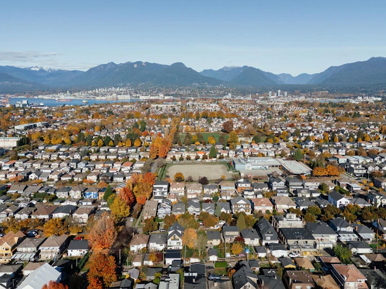 2616 E 4th Avenue, Vancouver, BC, V5M 1K4 - 23