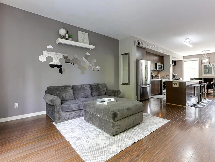 38-18983 72a Avenue, Surrey, BC, V4A 1A5 - 2