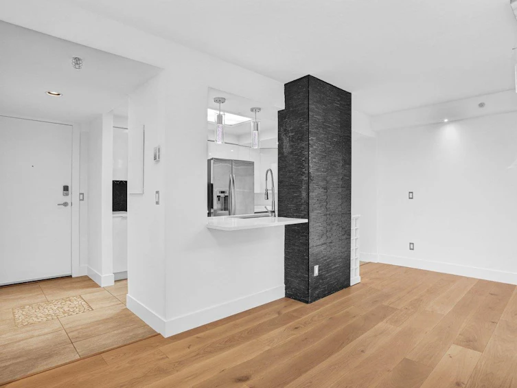 802-1318 Homer Street, Vancouver, BC, V6B 6A7 - 14