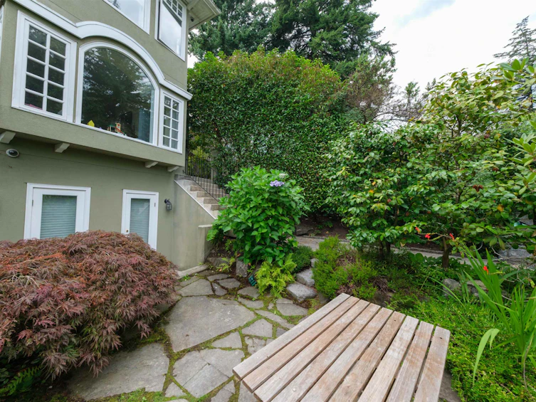 4650 W 2nd Avenue, Vancouver, BC, V6R 1L1 - 11