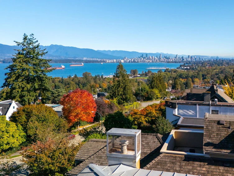 4650 W 2nd Avenue, Vancouver, BC, V6R 1L1 - 4