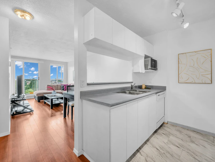 1007-3489 Ascot Place, Vancouver, BC, V5R 6B6 - 7