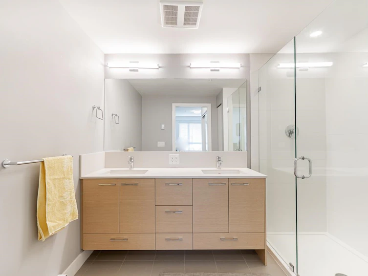 421-13963 105 Boulevard, Surrey, BC, V3T 0M9 - 16