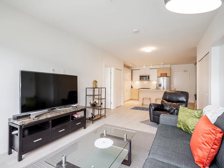 421-13963 105 Boulevard, Surrey, BC, V3T 0M9 - 11