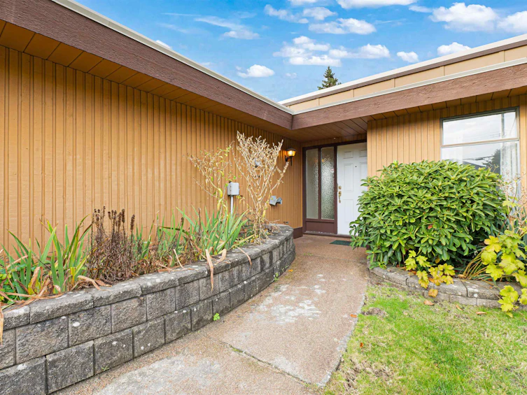 6611 Francis Road, Richmond, BC, V7C 1K4 - 3