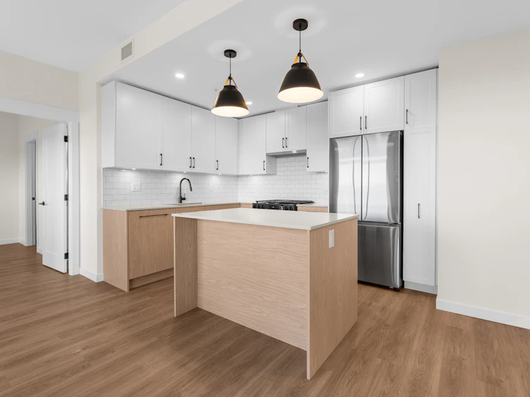 B606-27215 Aldergrove Town Centre Drive, Langley, BC, V4W 0E3 - 21