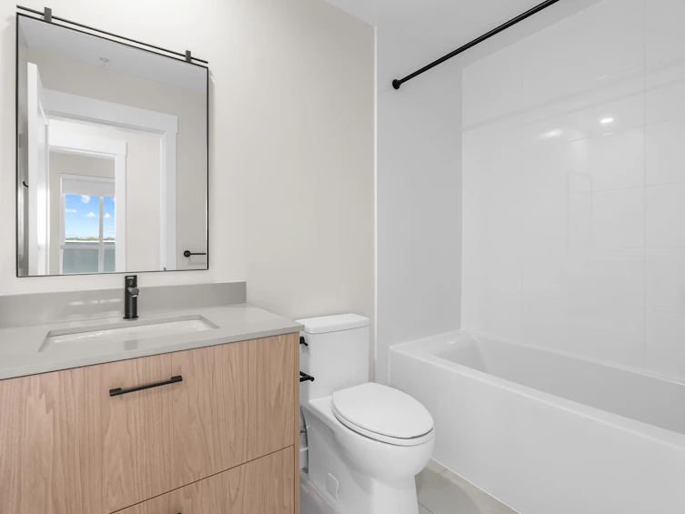 B606-27215 Aldergrove Town Centre Drive, Langley, BC, V4W 0E3 - 35
