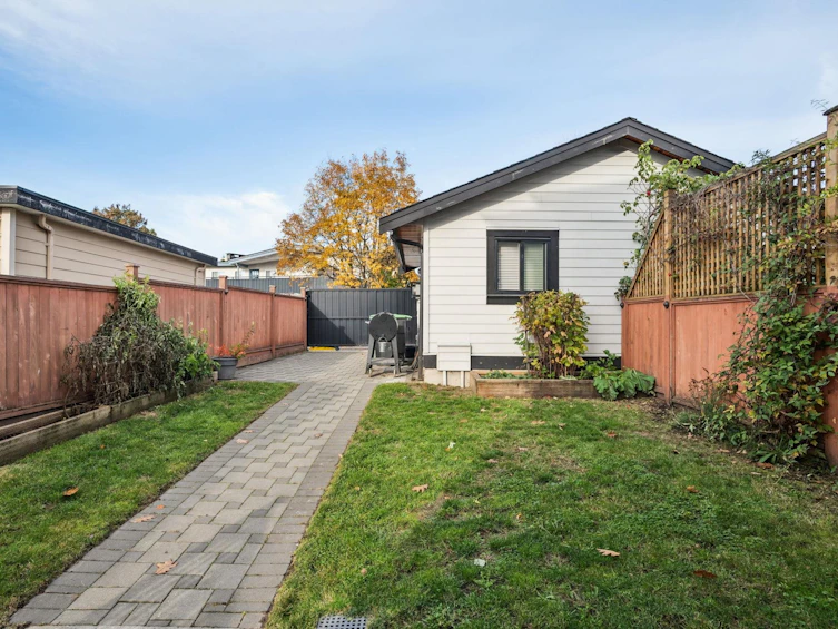 3045 East 59th Avenue, Vancouver, BC, V5S 2B2 - 38