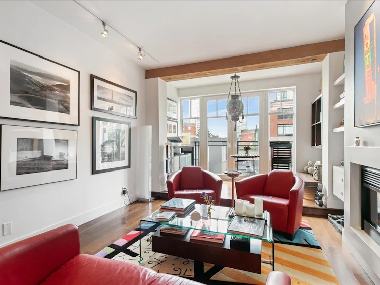 301-1275 Hamilton Street, Vancouver, BC, V6B 1E2 - 2