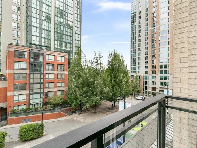 301-1275 Hamilton Street, Vancouver, BC, V6B 1E2 - 9