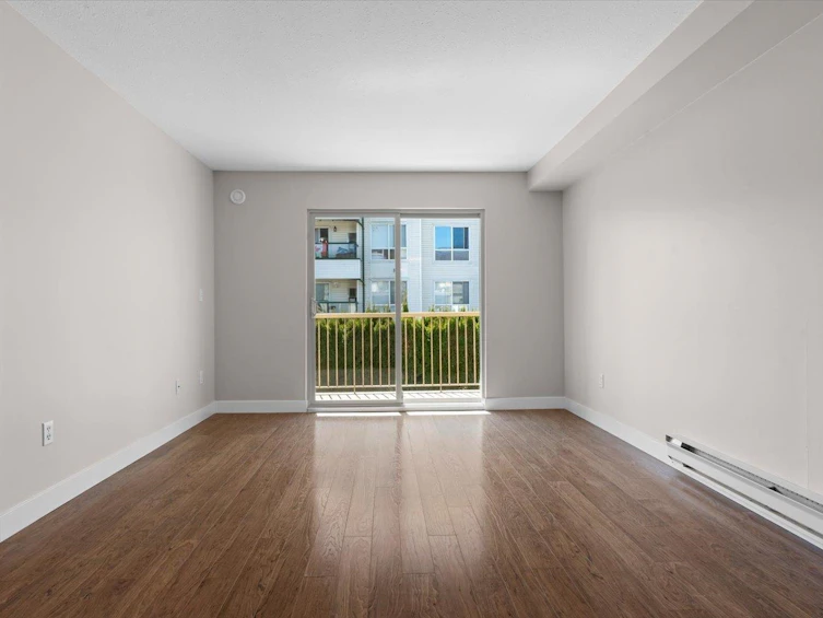 205-7435 Shaw Avenue, Chilliwack, BC, V2R 3C1 - 4