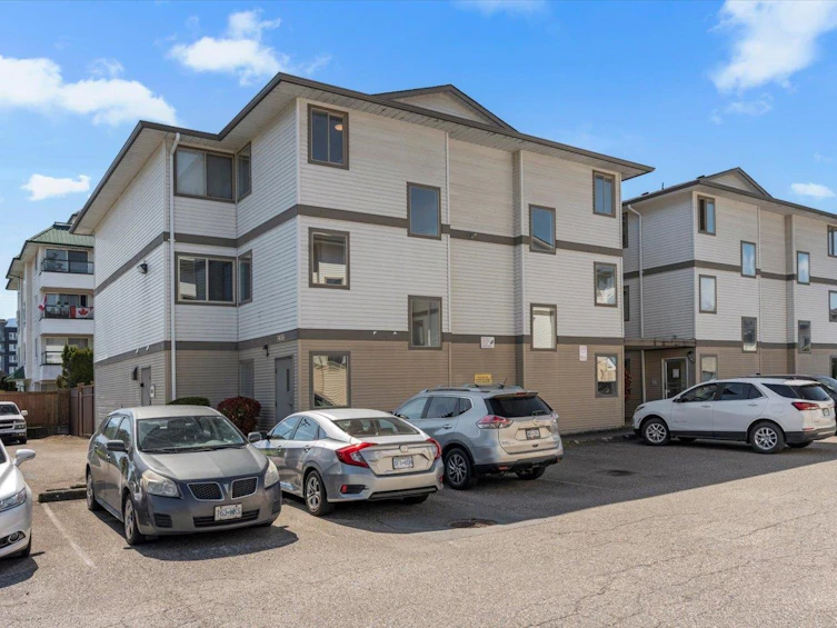 205-7435 Shaw Avenue, Chilliwack, BC, V2R 3C1 - 2