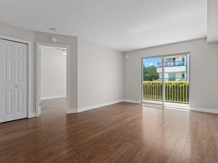 205-7435 Shaw Avenue, Chilliwack, BC, V2R 3C1 - 5