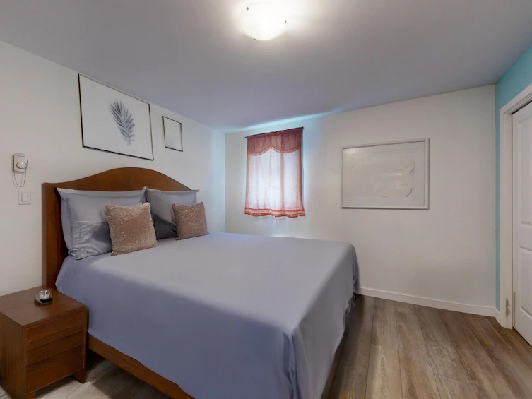 190 N Ellesmere Avenue, Burnaby, BC, V5B 1J8 - 31