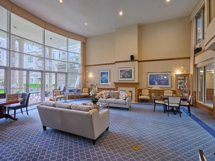 320-3098 Guildford Way, Coquitlam, BC, V3B 7W8 - 24